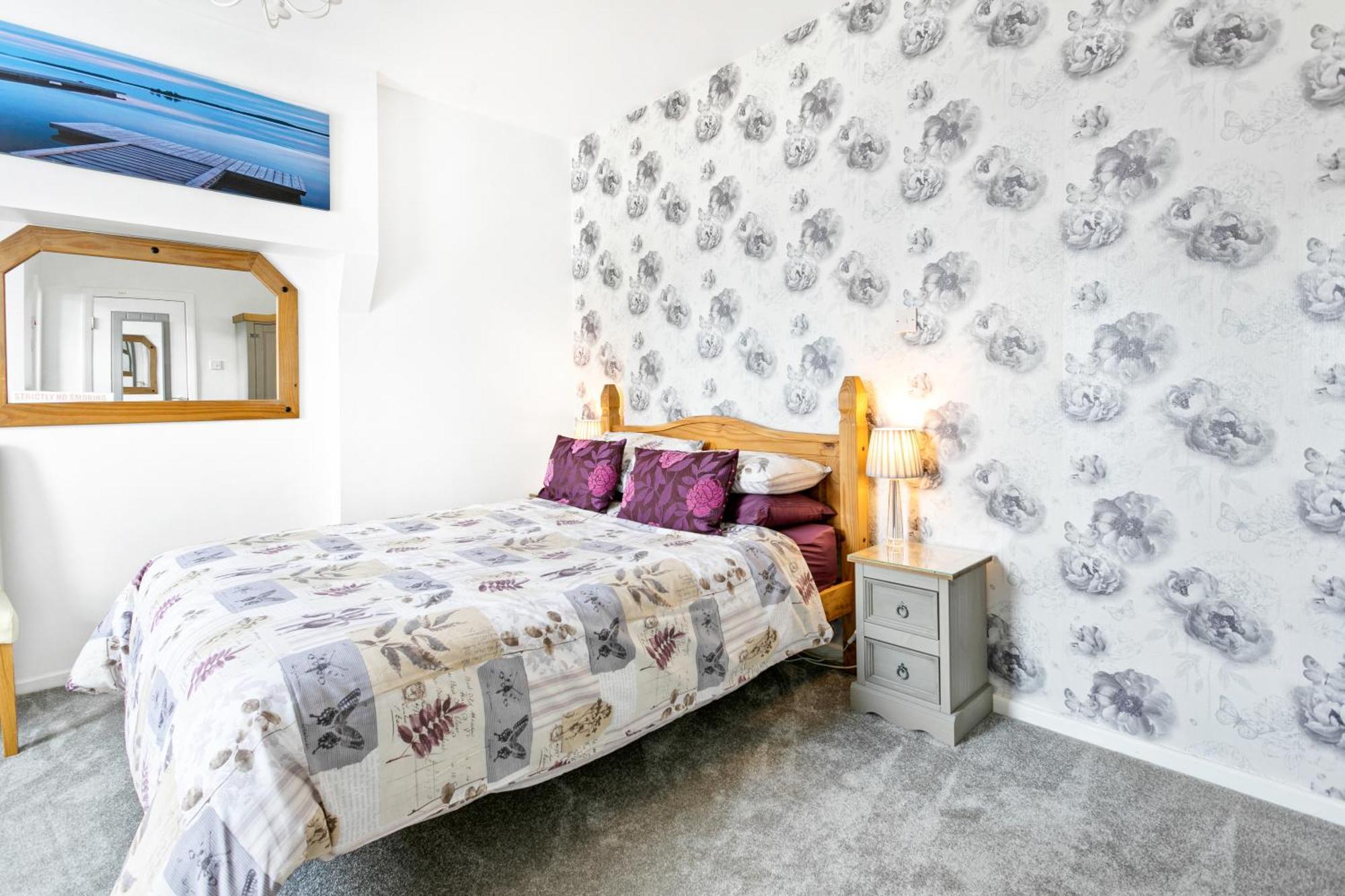 بيغْنْتون Jacaranda Hotel المظهر الخارجي الصورة